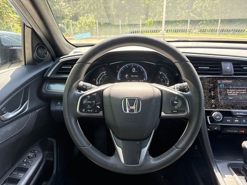 Used 2018 Honda Civic EX image 19