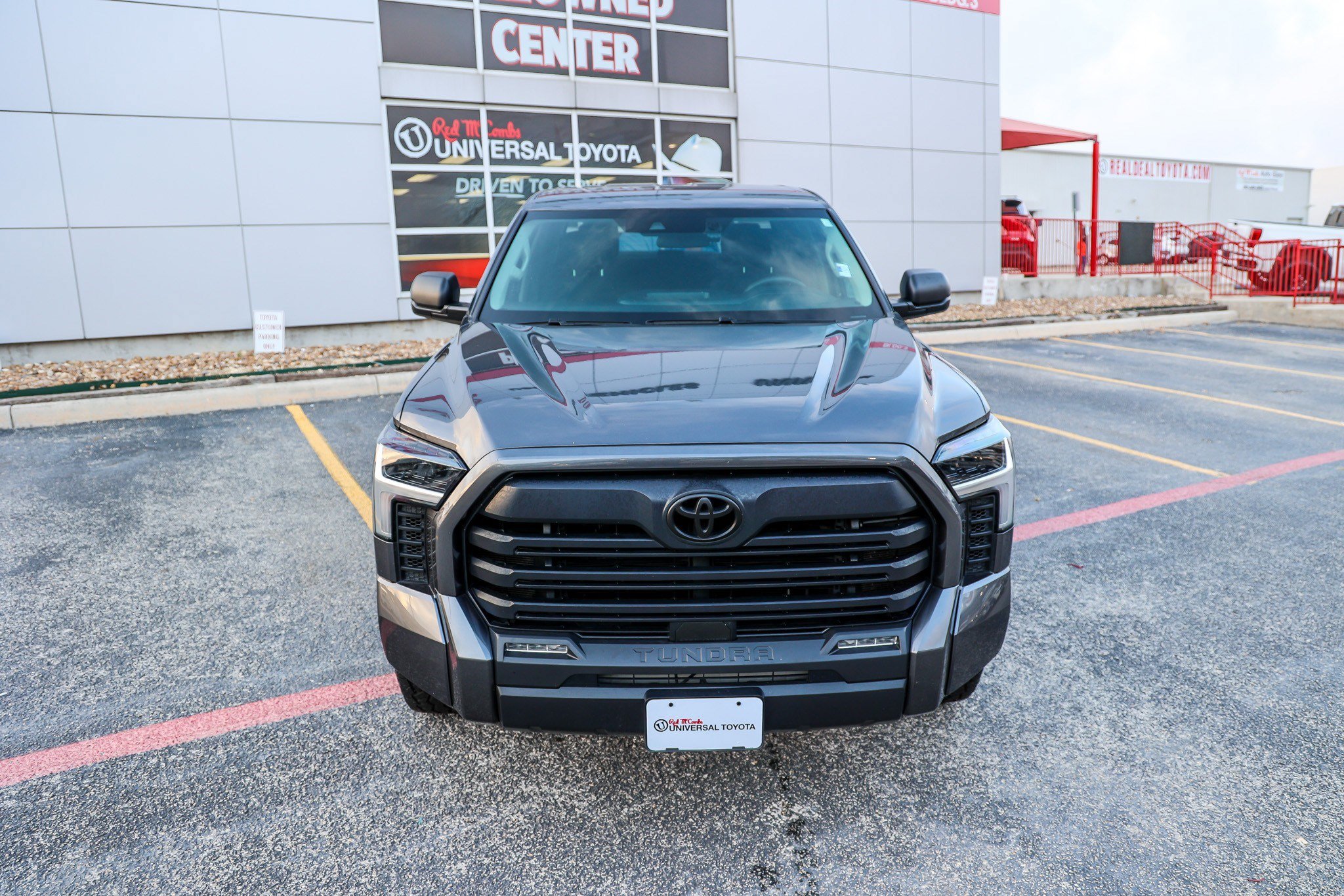 Used 2024 Toyota Tundra SR5 AWD/4WD image 4