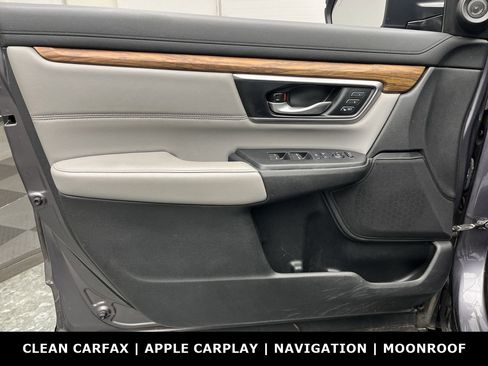 Used 2018 Honda CR-V Touring image 8