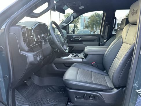 Used 2025 Chevrolet Silverado 2500 ZR2 w/ ZR2 Bison Edition image 16