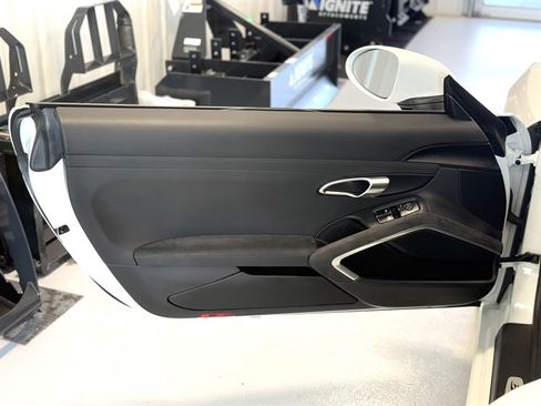 Used 2018 Porsche 718 Boxster GTS image 15