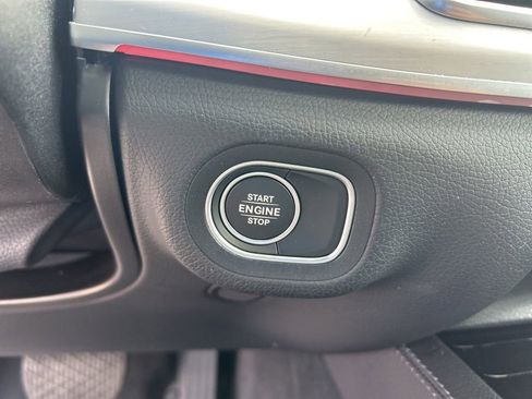 Used 2024 Mercedes-Benz GLE 450e 4MATIC image 42