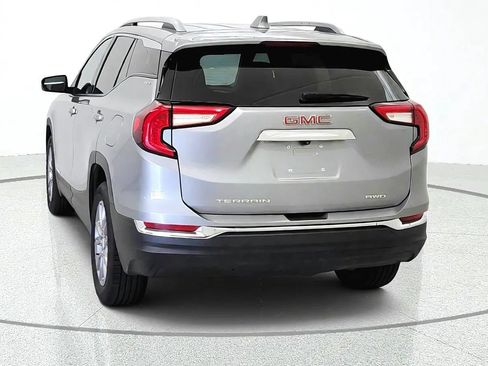 Used 2024 GMC Terrain SLT AWD/4WD image 7