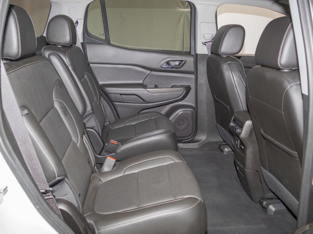 Used 2023 GMC Acadia SLT AWD/4WD image 14