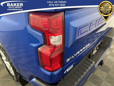 Certified 2022 Chevrolet Silverado 1500 RST image 35