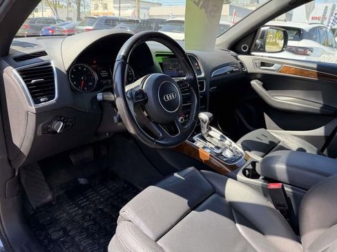 Used 2015 Audi Q5 2.0T Premium Plus w/ Technology Package AWD/4WD image 11