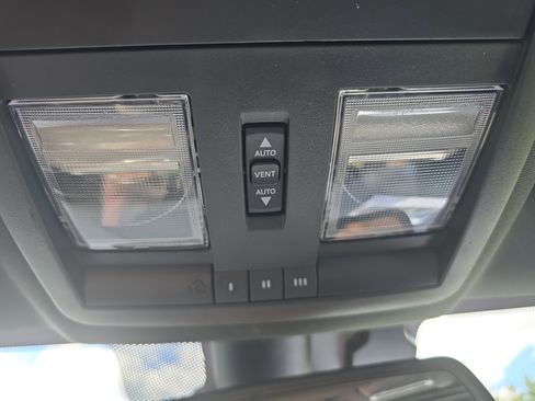 Used 2023 Dodge Challenger R/T Scat Pack image 34