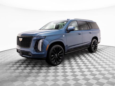 New 2026 Cadillac Escalade Platinum Sport w/ LPO, ONYX Package image 3