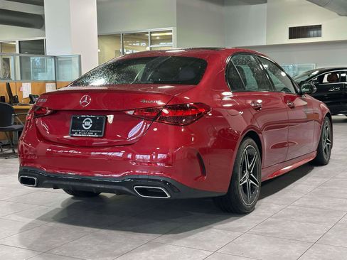 Used 2025 Mercedes-Benz C 300 4MATIC Sedan image 3