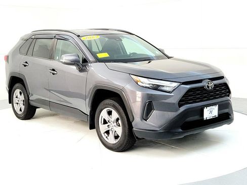 Used 2023 Toyota RAV4 XLE w/ Convenience Package AWD/4WD image 7