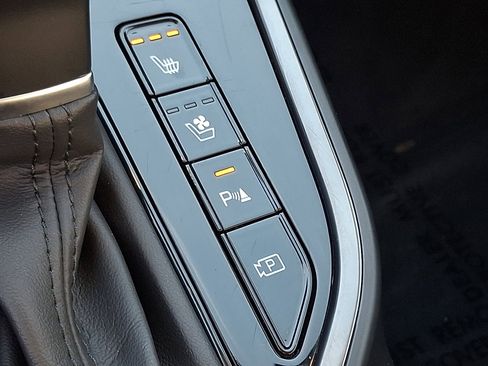 Certified 2023 Kia Niro SX Touring image 26