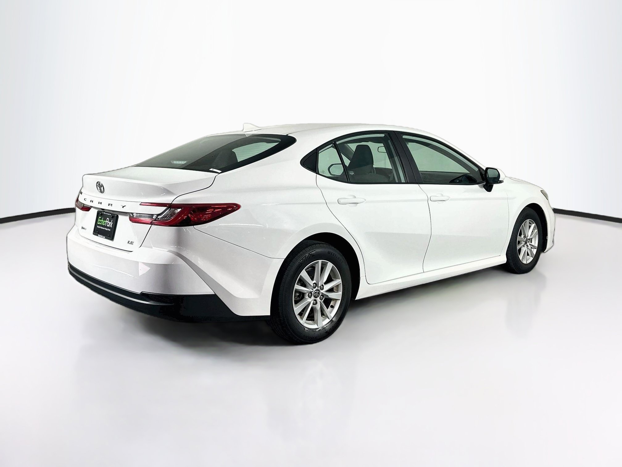 Used 2025 Toyota Camry LE FWD image 9