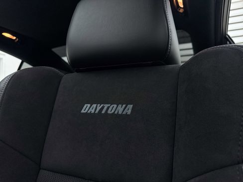 Used 2023 Dodge Charger Scat Pack w/ Daytona Edition Group image 5