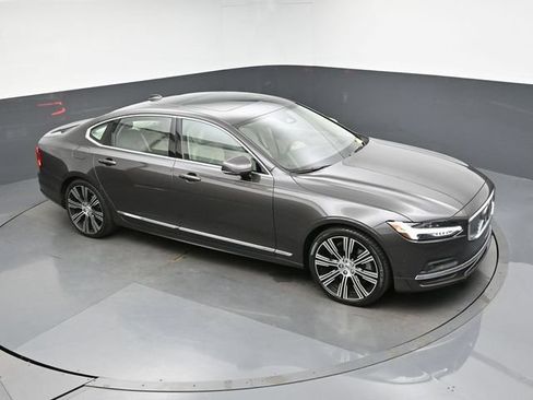Used 2023 Volvo S90 B6 Ultimate w/ Protection Package Premier AWD/4WD image 18