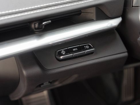 Used 2020 Chevrolet Corvette Stingray Preferred Conv w/ 2LT Preferred Equipment Group image 14