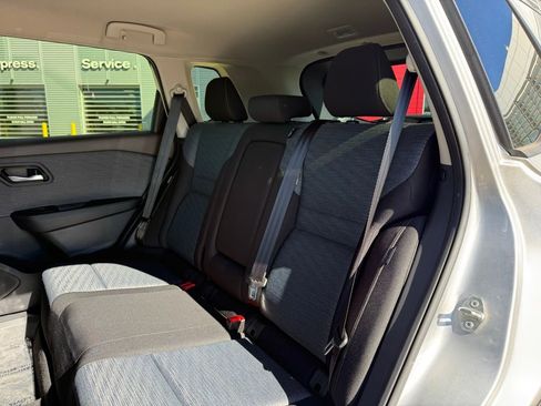 Certified 2023 Nissan Rogue SV image 27