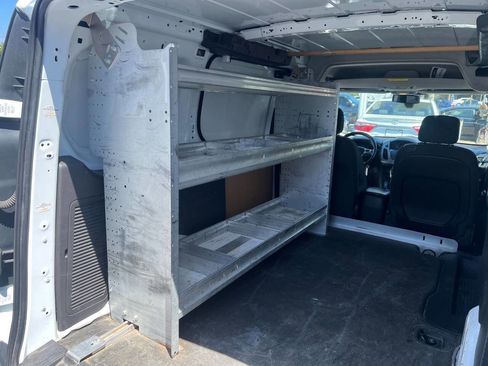 Used 2017 Ford Transit Connect XLT image 21