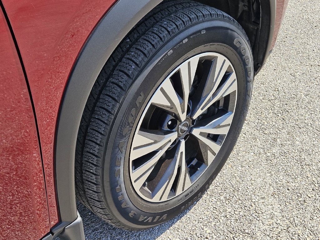 Certified 2023 Nissan Rogue SV AWD/4WD image 6