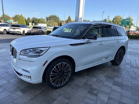 Certified 2024 Lincoln Aviator Black Label w/ Dynamic Handling Package AWD/4WD image 6
