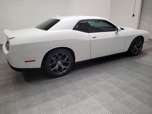 Used 2018 Dodge Challenger SXT Plus RWD image 10