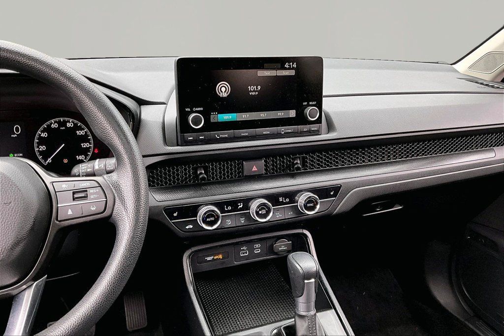 Used 2024 Honda CR-V EX image 9
