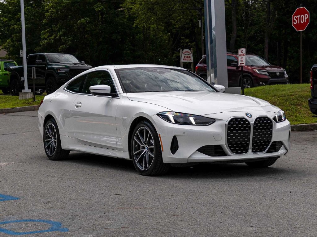 Used 2026 BMW 430i xDrive Coupe AWD/4WD image 3