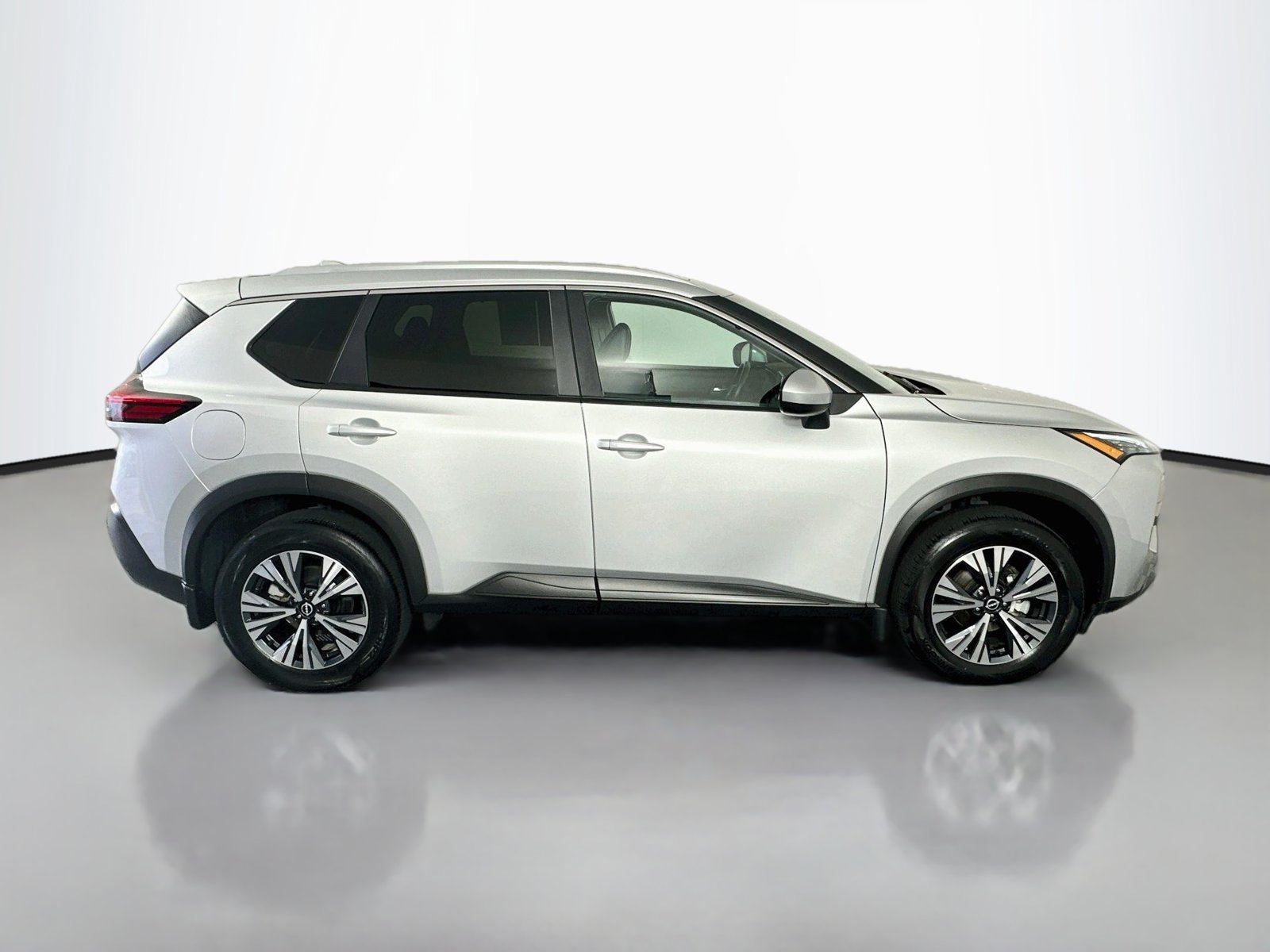 Used 2023 Nissan Rogue SV w/ SV Premium B Package AWD/4WD image 8
