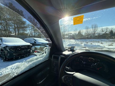 Used 2018 Chevrolet Silverado 1500 LTZ w/ Sport Package image 15
