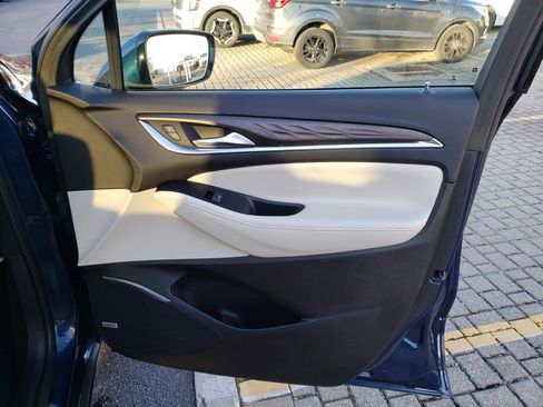 Used 2023 Buick Enclave Avenir w/ Avenir Technology Package image 18