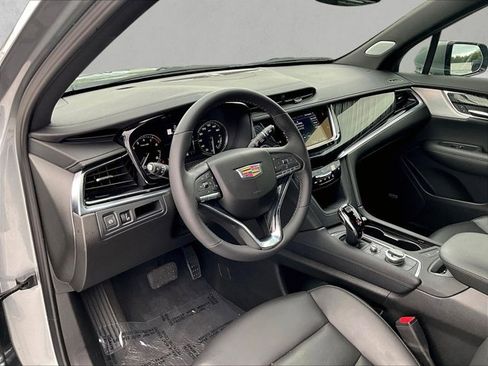 Certified 2024 Cadillac XT6 Premium Luxury AWD/4WD image 14
