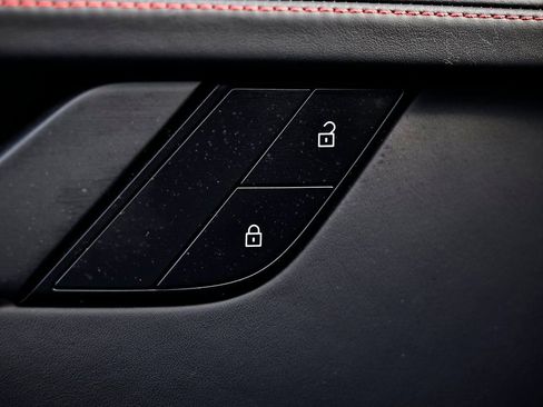 Certified 2023 Porsche 911 Carrera GTS image 20