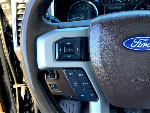 Certified 2018 Ford F150 King Ranch w/ Equipment Group 601A Luxury image 20
