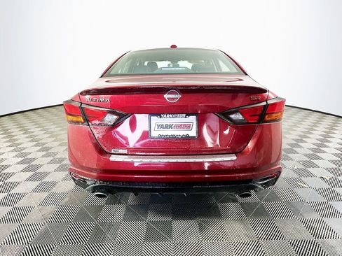 Certified 2023 Nissan Altima 2.5 SR image 10
