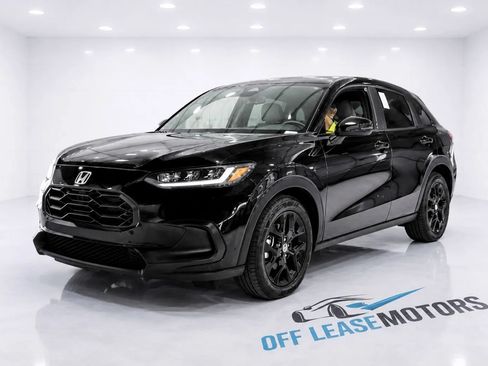 Used 2023 Honda HR-V Sport image 1