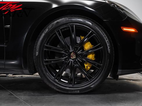Used 2020 Porsche Panamera 4S AWD/4WD image 13