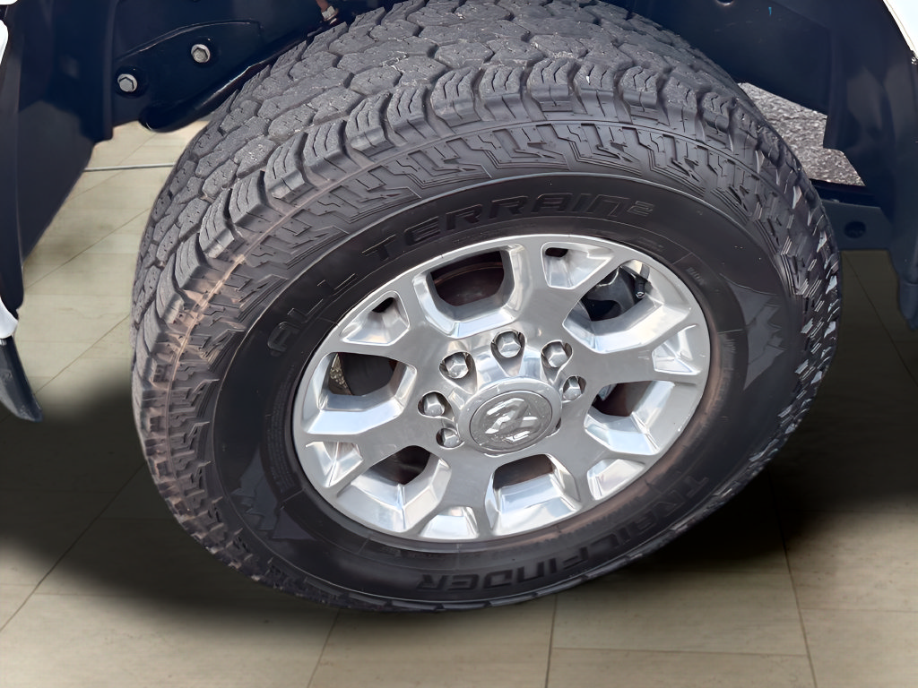 Used 2024 RAM 2500 Laramie AWD/4WD image 42