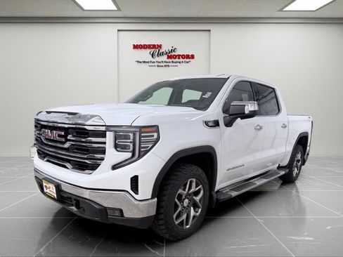 Used 2023 GMC Sierra 1500 SLT w/ SLT Premium Package AWD/4WD image 3