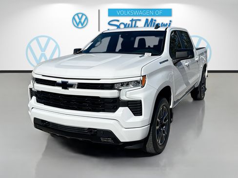 Used 2022 Chevrolet Silverado 1500 RST w/ LPO, Dark Essentials Package image 3