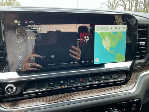 Used 2023 GMC Sierra 1500 Elevation image 18