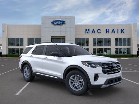 New 2025 Ford Explorer Active w/ Active Comfort Package image 7