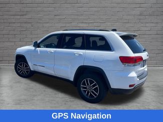 Used 2019 Jeep Grand Cherokee Laredo w/ 18" Wheel & 8.4" Radio Group AWD/4WD video 3