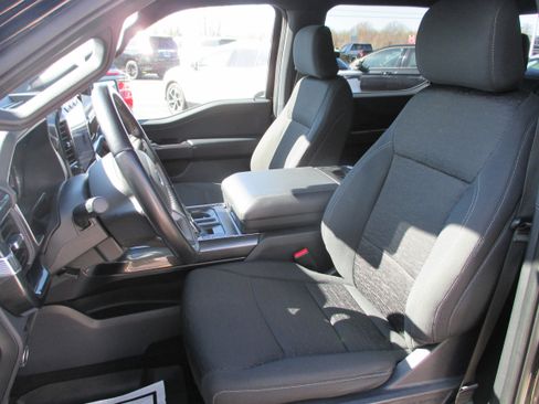 Used 2022 Ford F150 XLT w/ Equipment Group 302A High AWD/4WD image 12