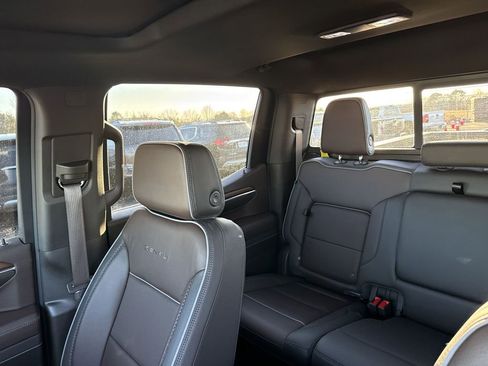 Certified 2025 GMC Sierra 1500 Denali w/ Denali Reserve Package image 10