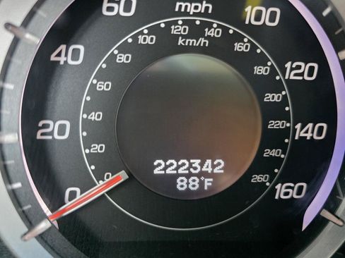 Used 2010 Acura TSX Sedan FWD image 18