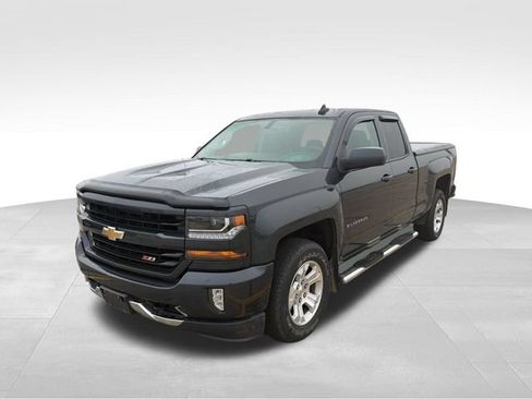 Used 2018 Chevrolet Silverado 1500 LT w/ All Star Edition AWD/4WD image 12