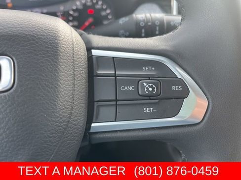 Used 2024 Jeep Compass Latitude AWD/4WD image 25