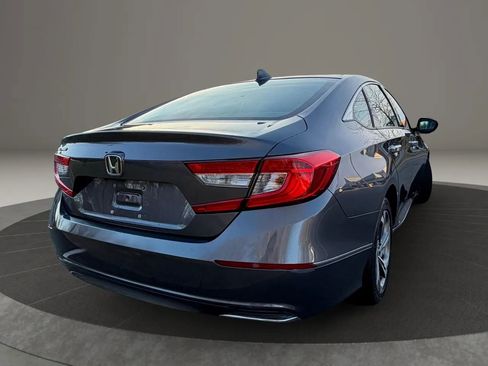 Used 2018 Honda Accord EX image 18