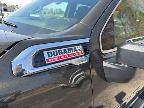 Used 2023 GMC Sierra 2500 Denali w/ Denali Ultimate Package AWD/4WD image 10