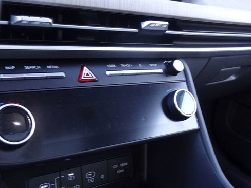 Used 2026 Hyundai Sonata Limited FWD image 11