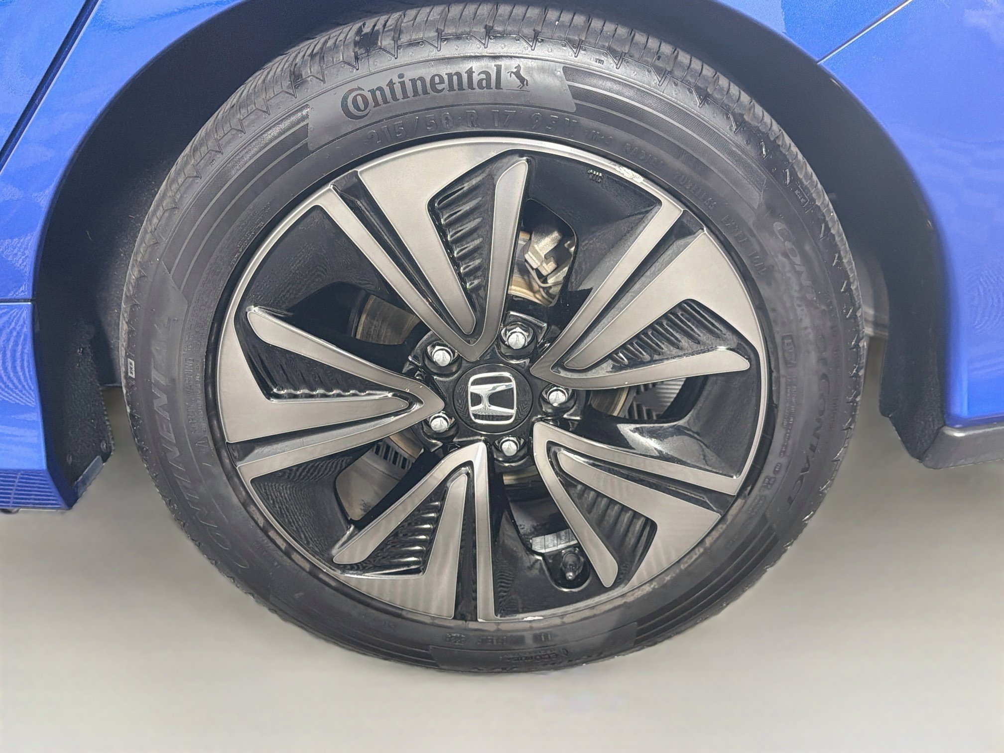 Used 2018 Honda Civic EX image 11
